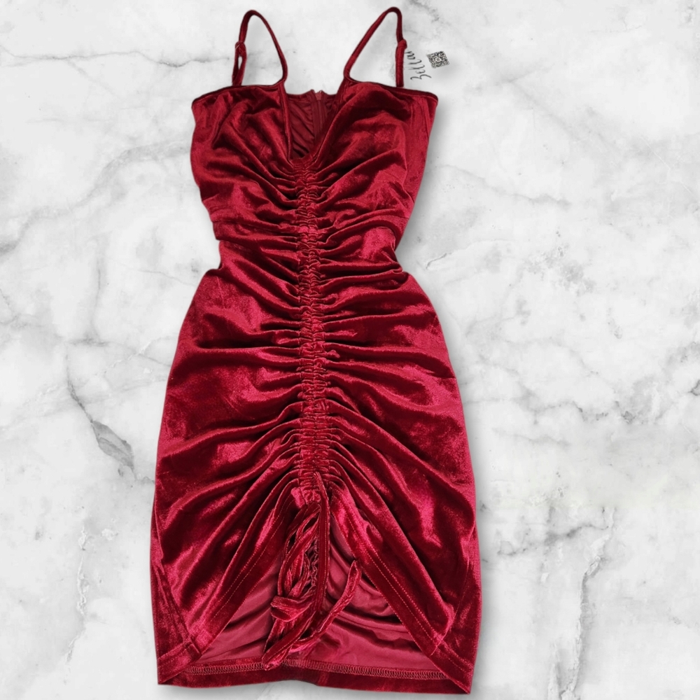 New w Tag Bella Barnett Velvet Bodycon Dress
